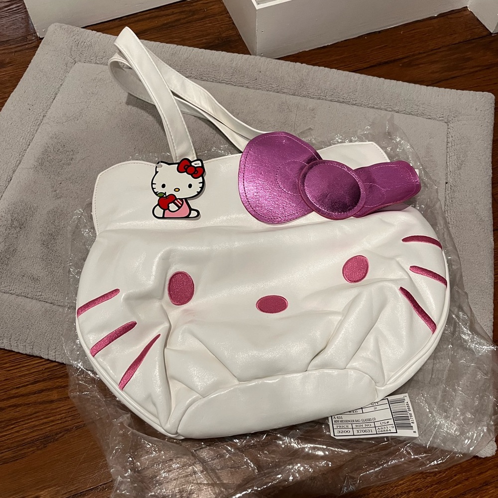 Hello Kitty Mini Messenger Bag NWT